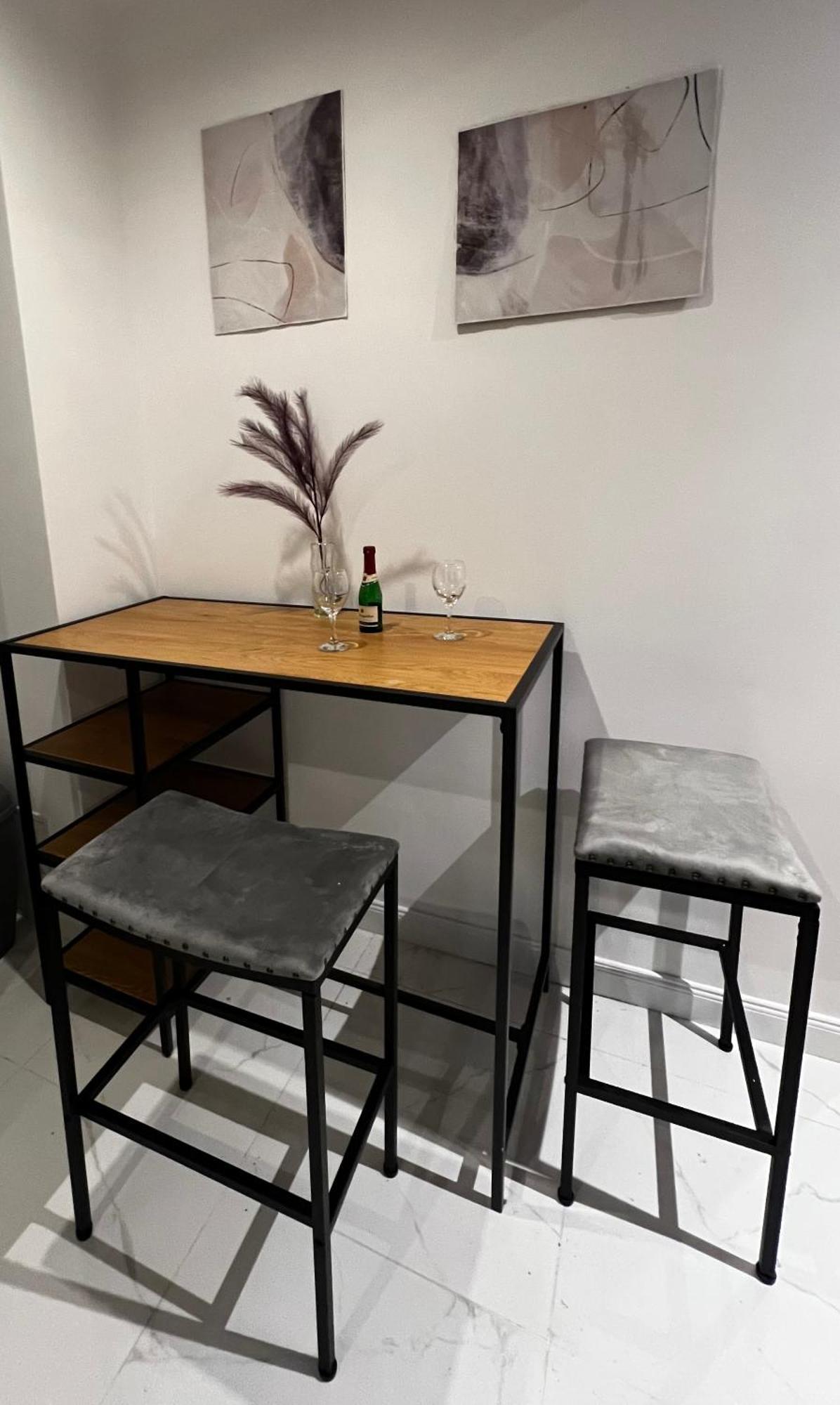 105 Quadratmeter Apartment, Parkplatz, Kinderfreundlich, 6 Personen, Wifi, Vollausgestattete Kueche, Crimmitschau Exterior foto